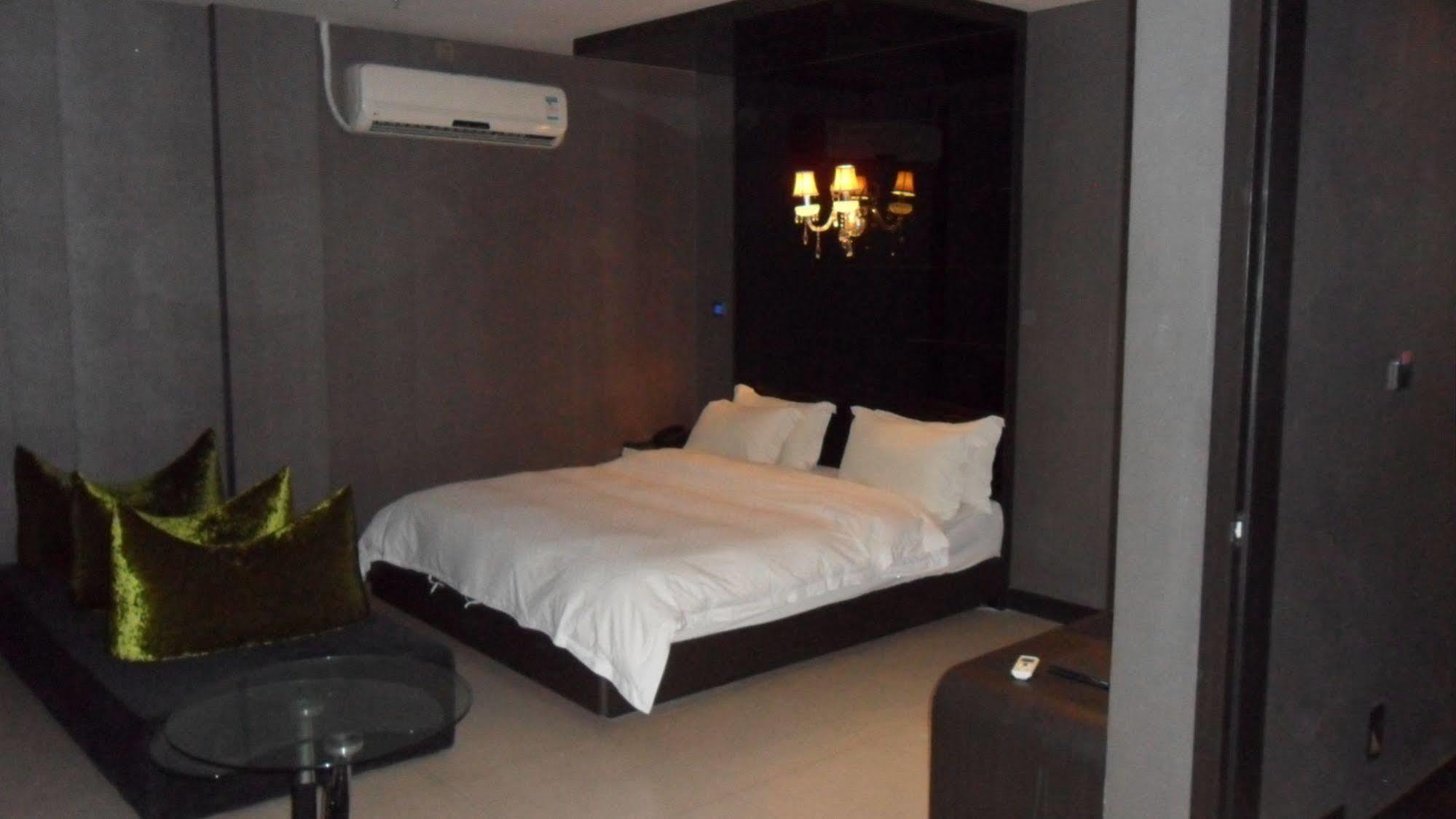 Qingdao Heng Bo Hotel Exterior foto