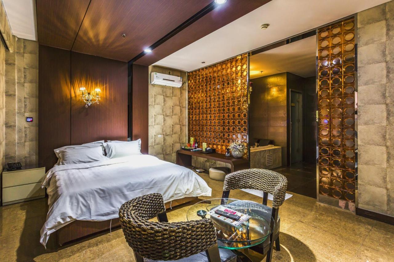 Qingdao Heng Bo Hotel Exterior foto