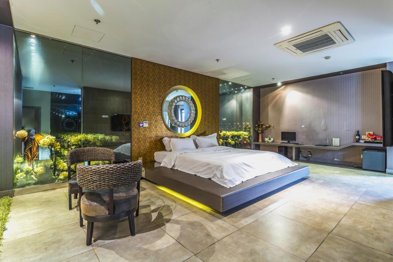 Qingdao Heng Bo Hotel Exterior foto